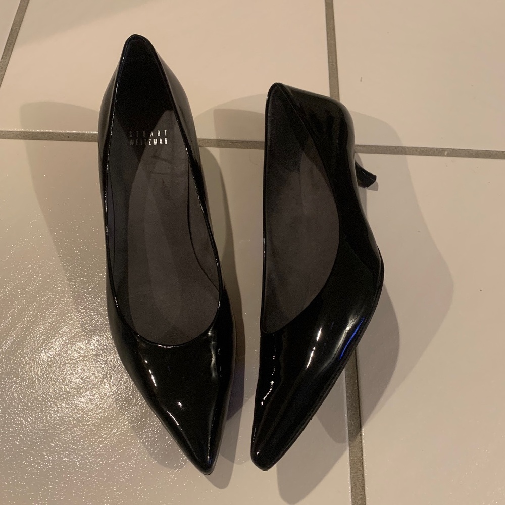 Stuart Weitzman Tippi kitten heel pumps